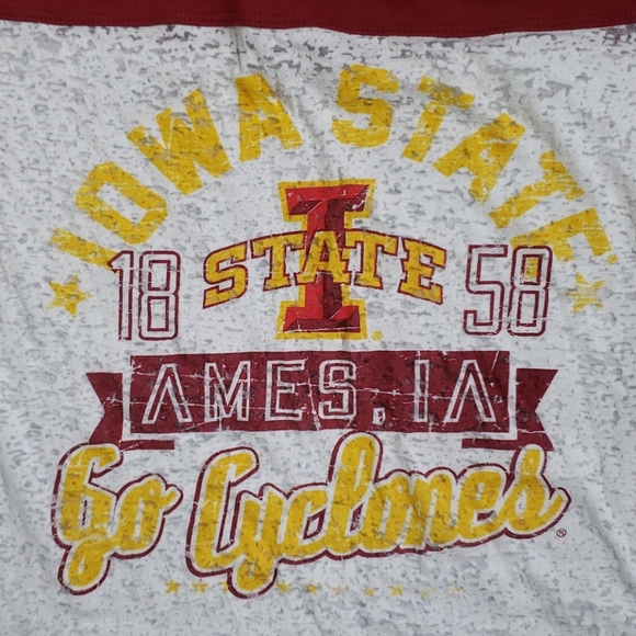 🥳 Iowa State t-shirt - Picture 3 of 7